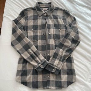 Faherty Gray and Cream Plaid Button Down Shirt